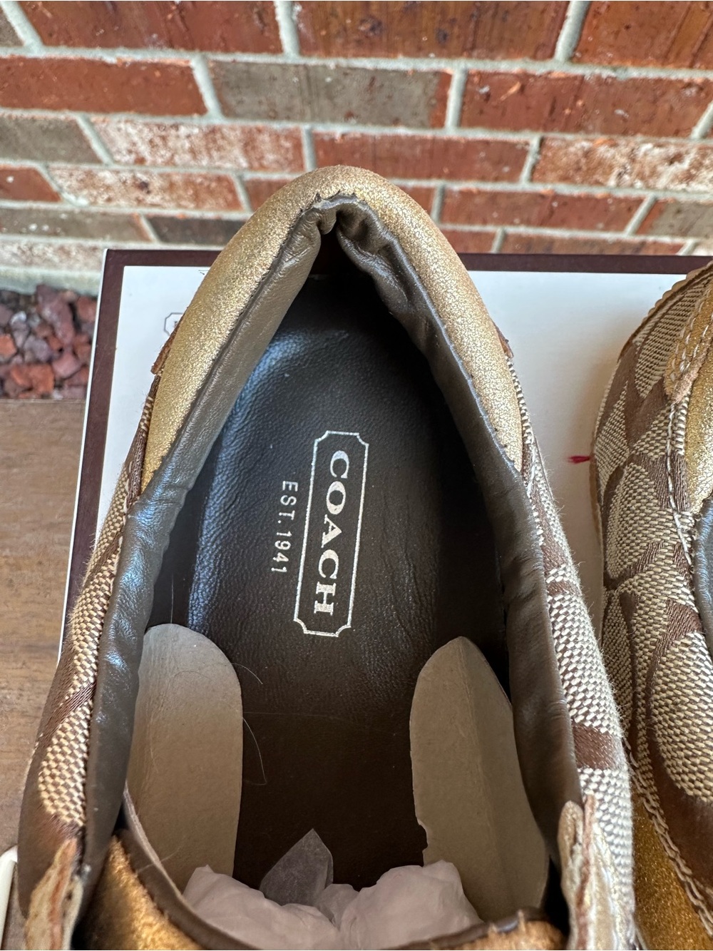 Coach Mable Signature C Gold Metallic Sneakers Size 10M w/ Box - Picture 8 of 16
